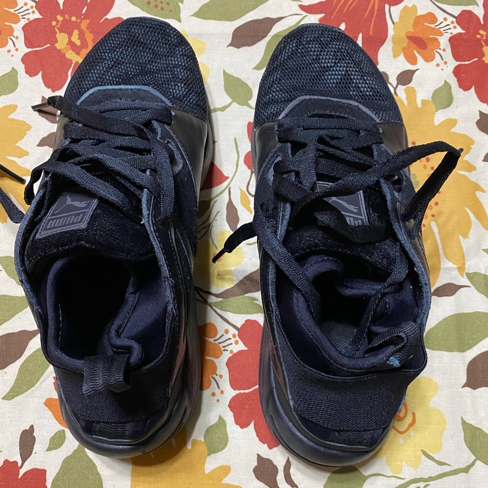 EUC Puma Women’s Trainers Sneakers Shoes Size 9 Black Mid Top Bog Sock EU 40